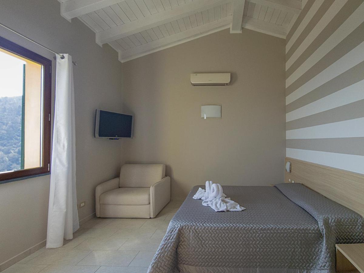 Agriturismo La Pietra 1 E La Pietra 2 La Spezia Exteriör bild